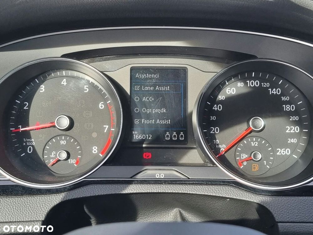 Volkswagen Passat Variant 1.5 TSI EVO Essence - 16