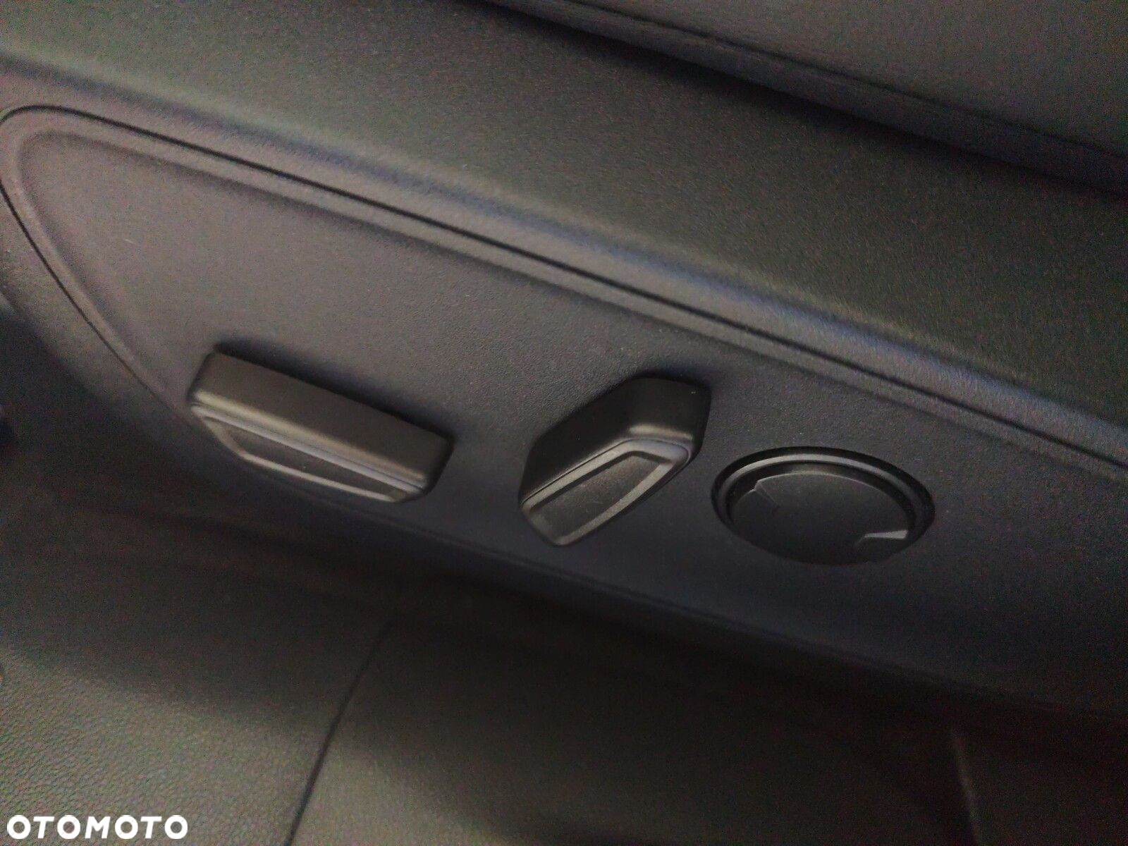 Ford Kuga - 11