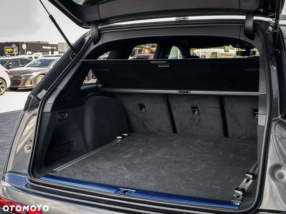 Audi Q7 - 8