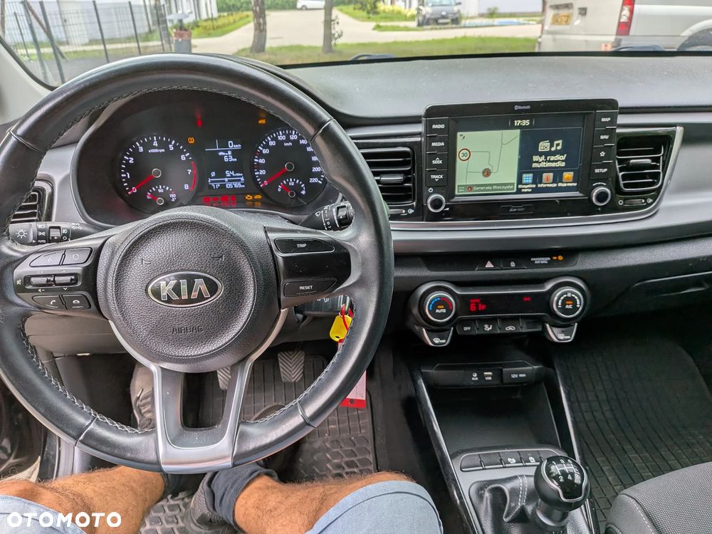 Kia Rio 1.2 Business Line - 24