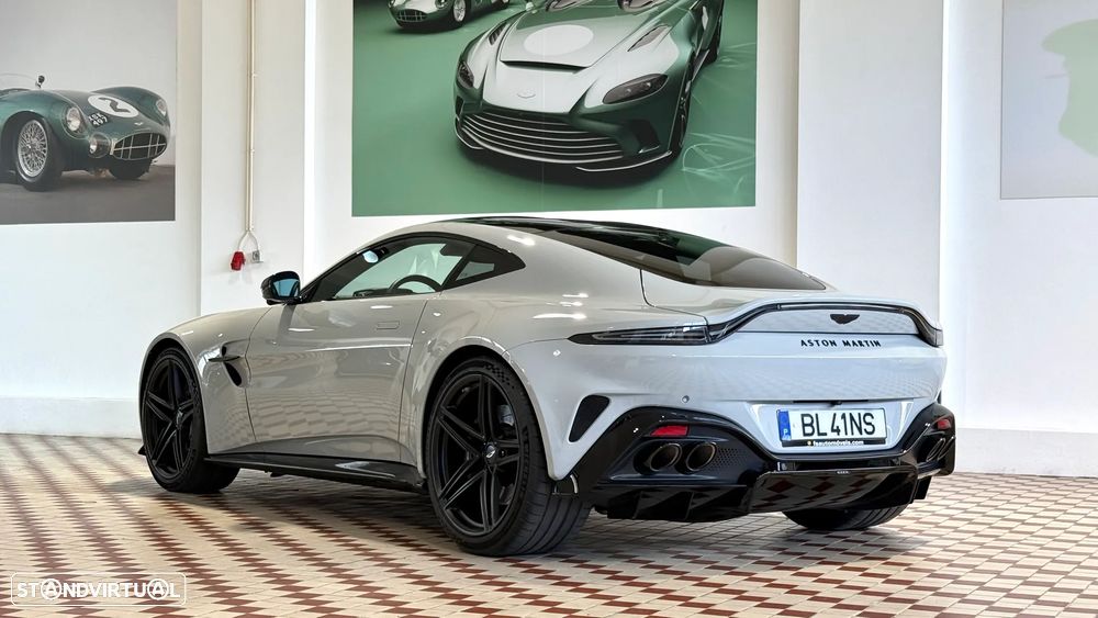 Aston Martin Vantage Coupe V8 - 3