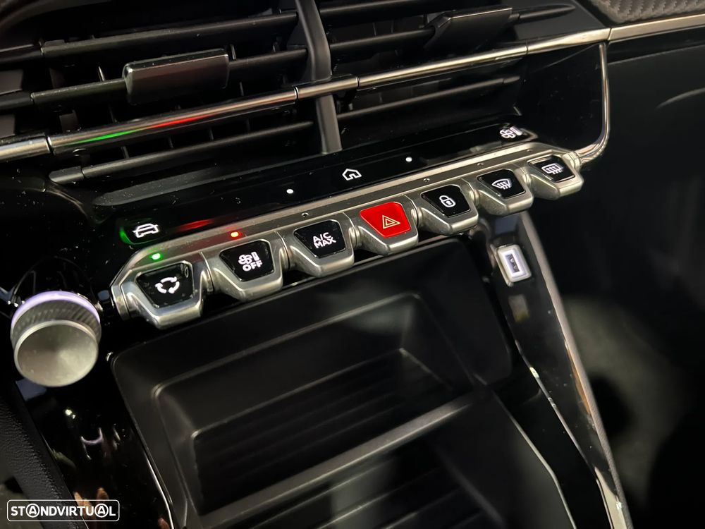 Peugeot 2008 1.2 PureTech Style - 21