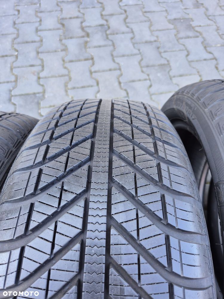 Opony Goodyear 205 50 R17 - 4