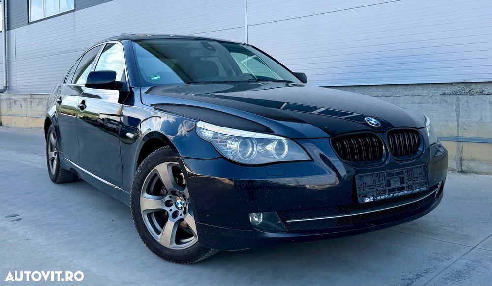 BMW Seria 5 520d Aut. Edition Lifestyle - 2