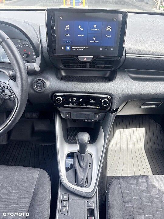 Mazda 2 - 10
