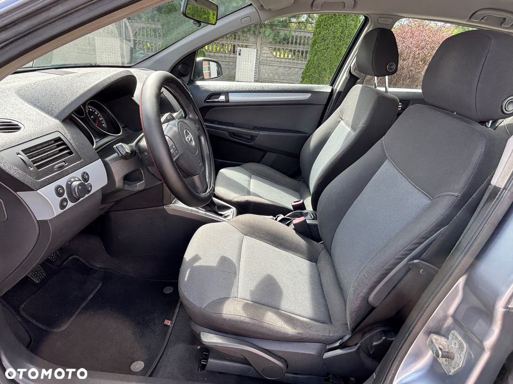 Opel Astra 1.4 Elegance - 17