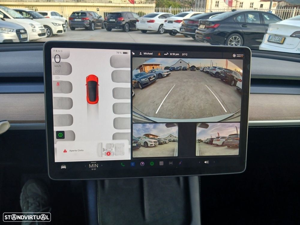 Tesla Model 3 - 24