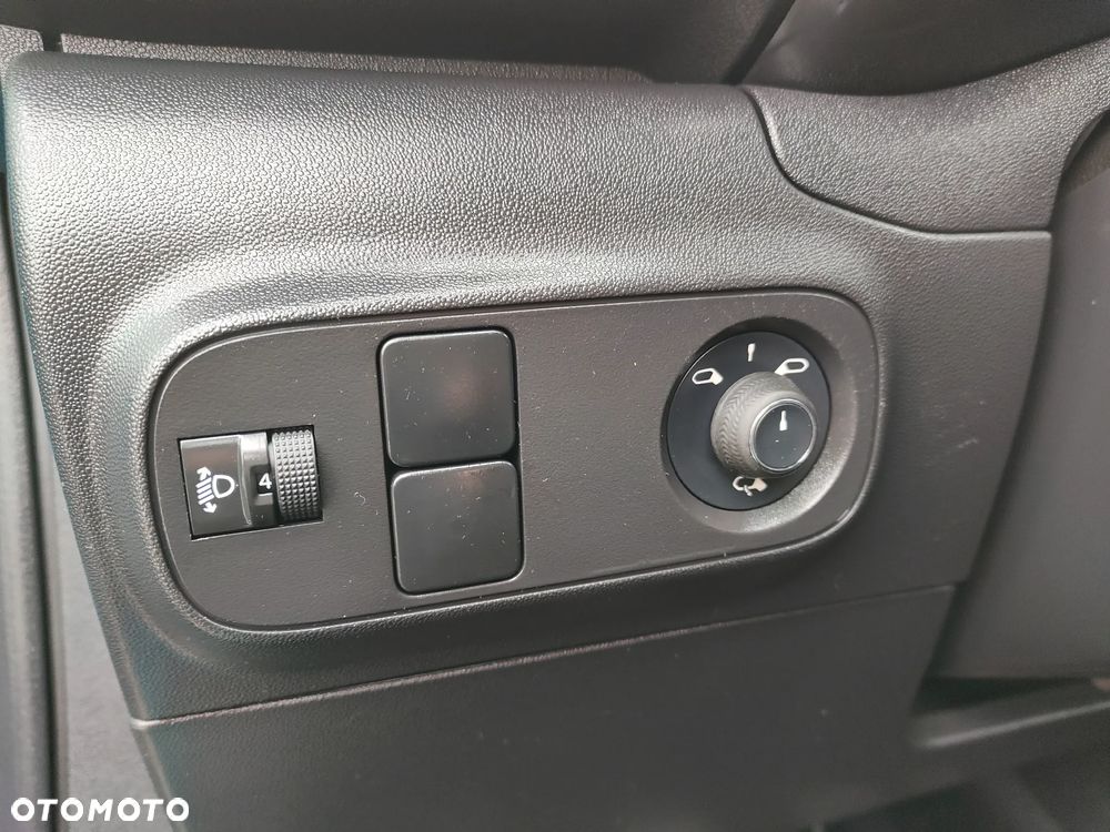 Citroën C3 1.5 BlueHDi Shine S&S - 25