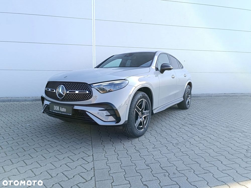 Mercedes-Benz GLC 300 de PHEV 4-Matic AMG Line - 1
