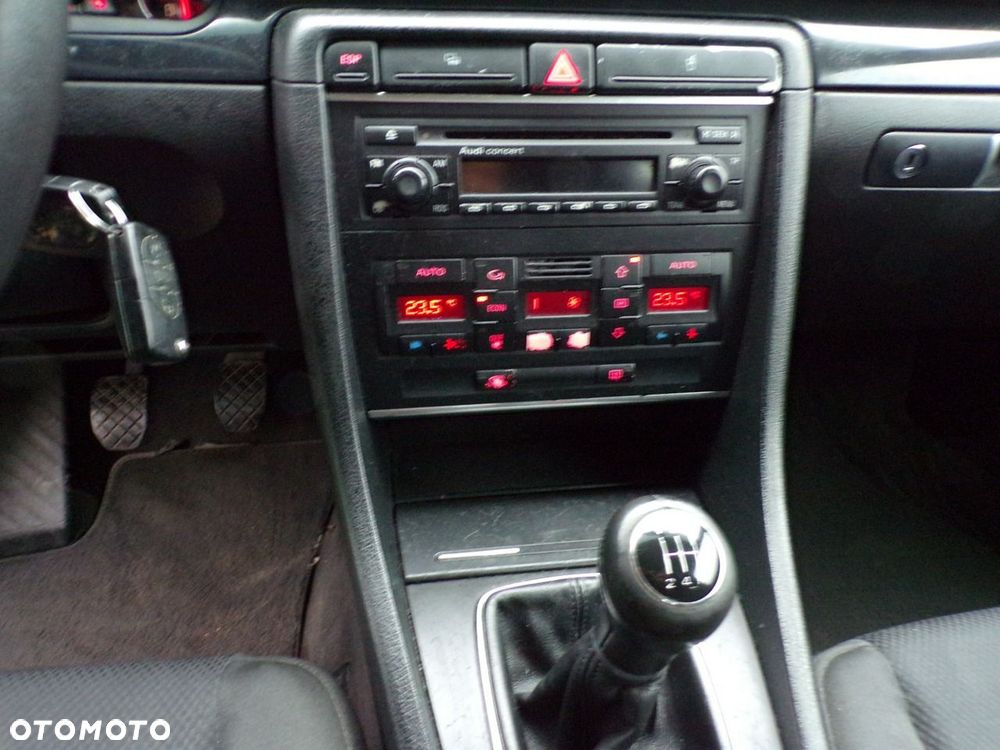 Audi A4 Avant - 17