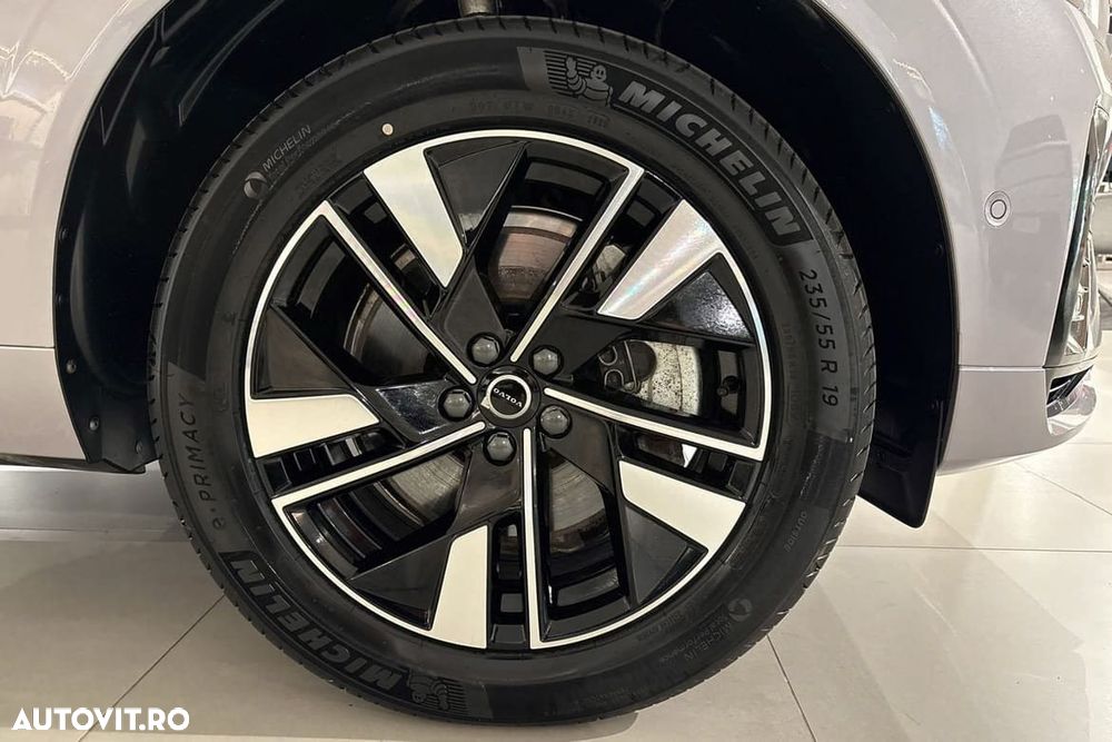 Volvo XC 60 T6 AWD Plus Dark - 7