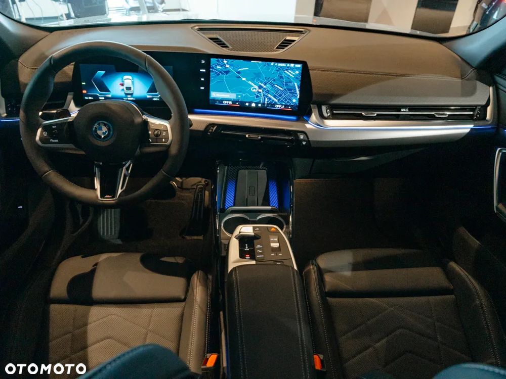 BMW iX2 - 6