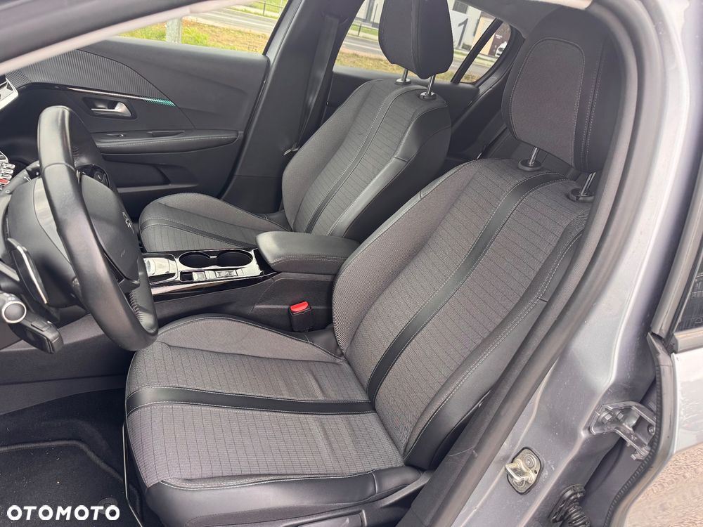 Peugeot 208 PureTech 100 EAT8 Allure Pack - 30