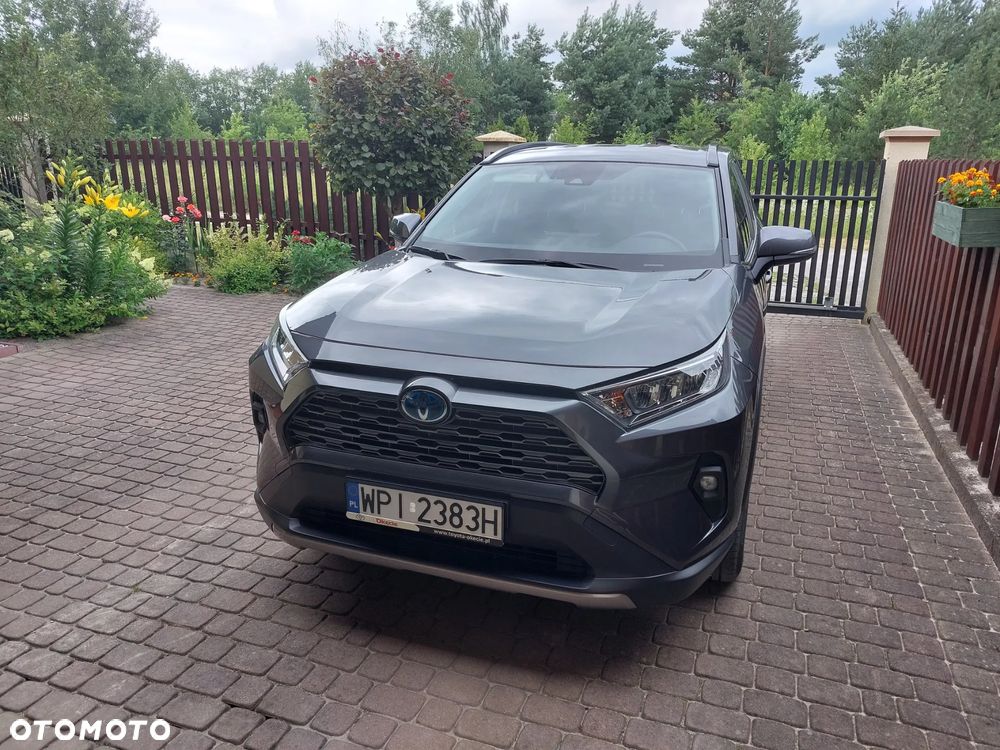 Toyota RAV4 - 1