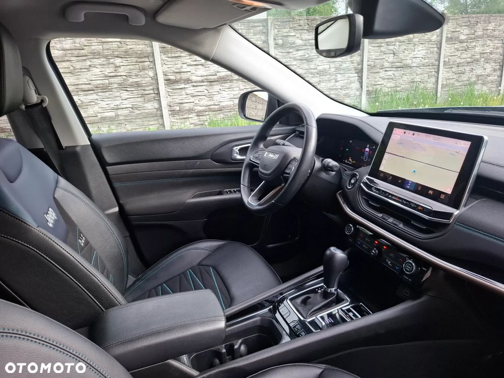 Jeep Compass - 16