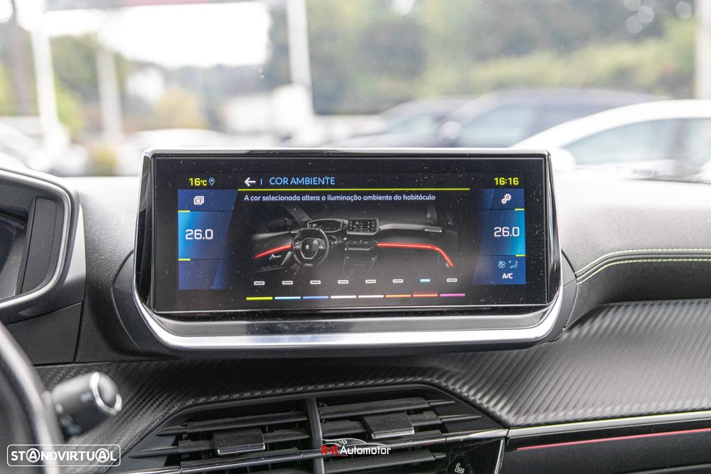 Peugeot e-2008 50 kWh GT - 26