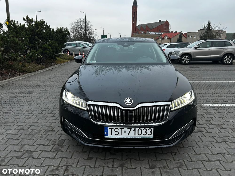 Skoda Superb 2.0 TDI SCR Style DSG - 2