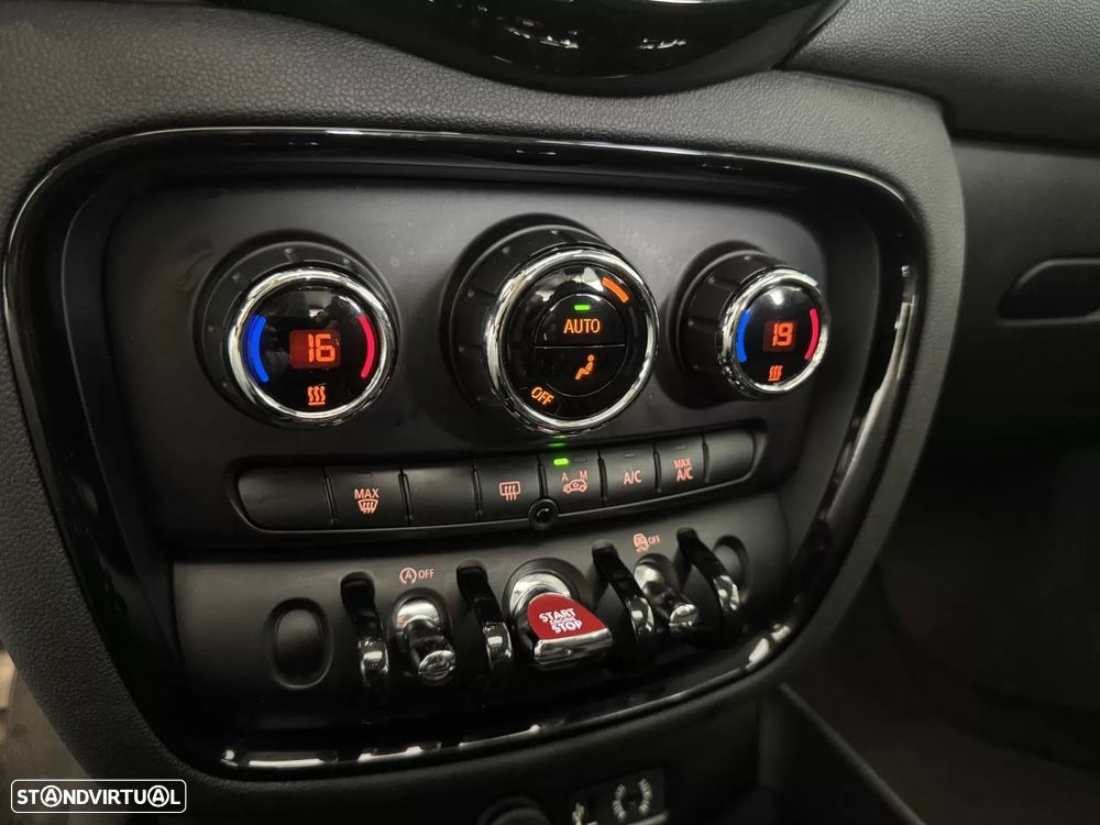 MINI Clubman Cooper D - 27