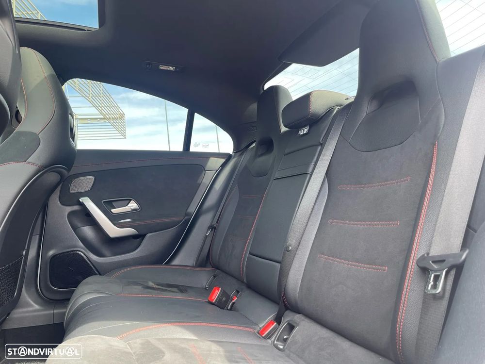 Mercedes-Benz CLA 200 7G-DCT AMG Line - 6