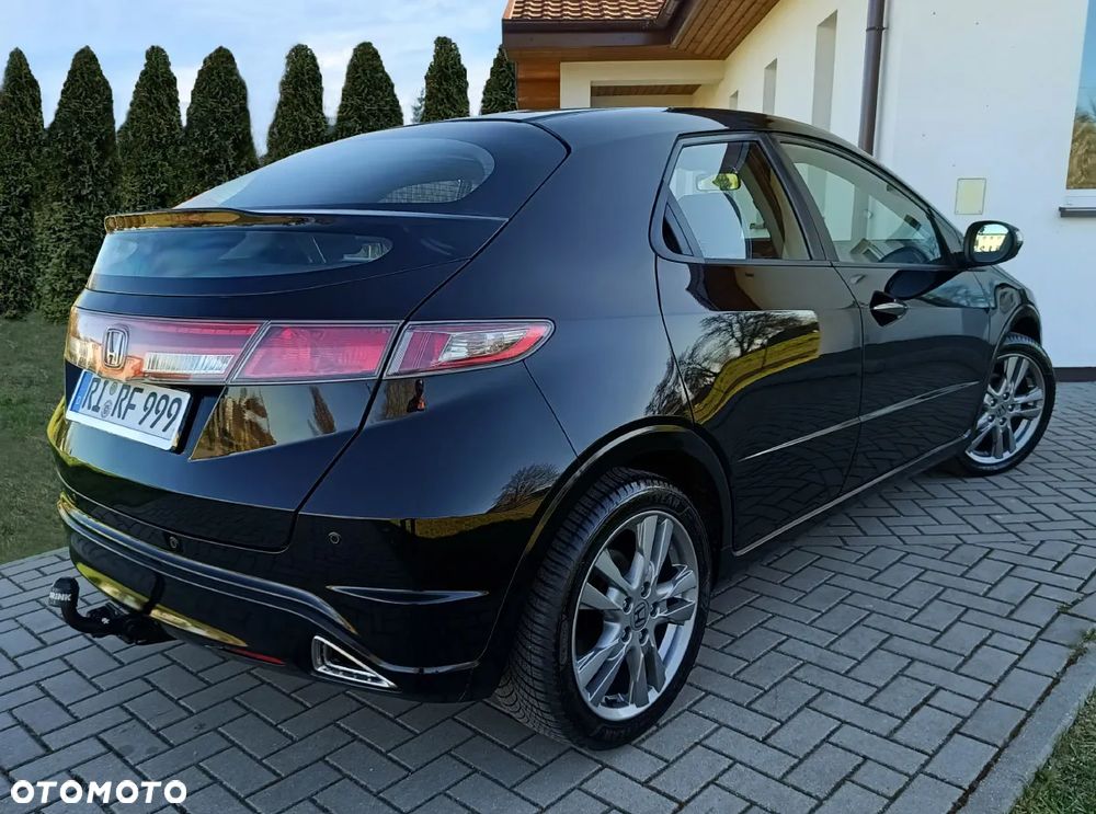 Honda Civic 1.8i-VTEC Executive - 2