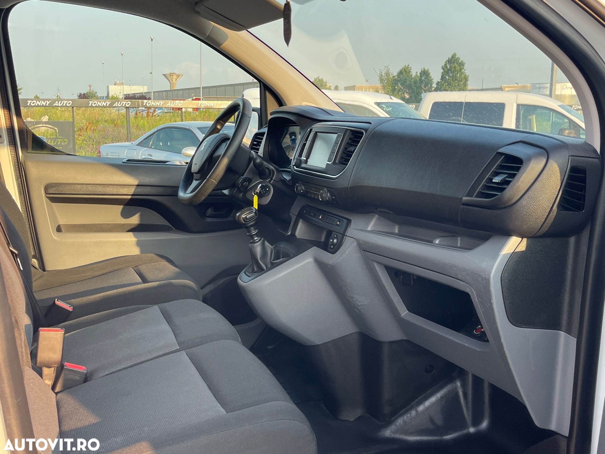 Peugeot Expert - 12