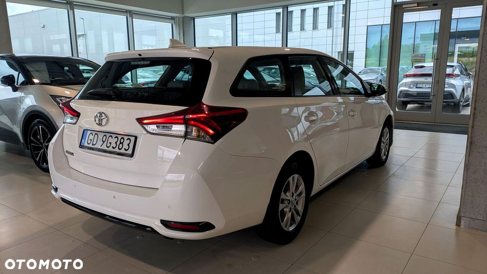 Toyota Auris 1.6 Active - 6