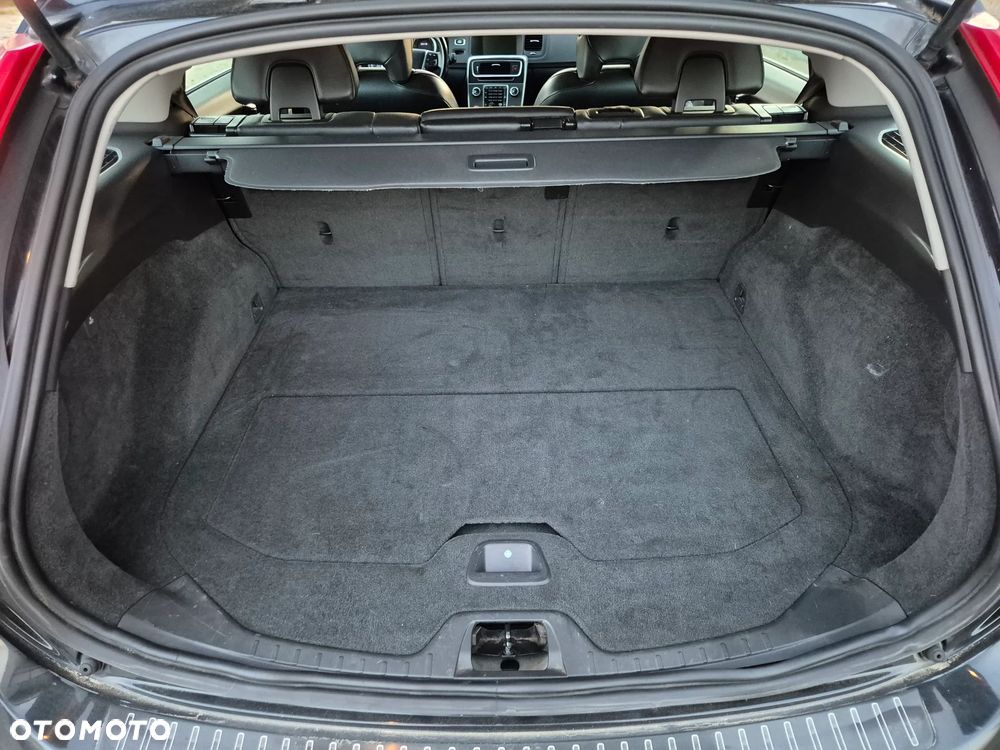 Volvo V60 D3 Geartronic Summum - 18