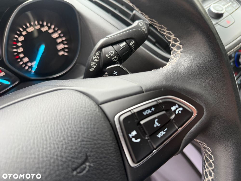 Ford Kuga 1.5 EcoBoost 4x4 Vignale - 9