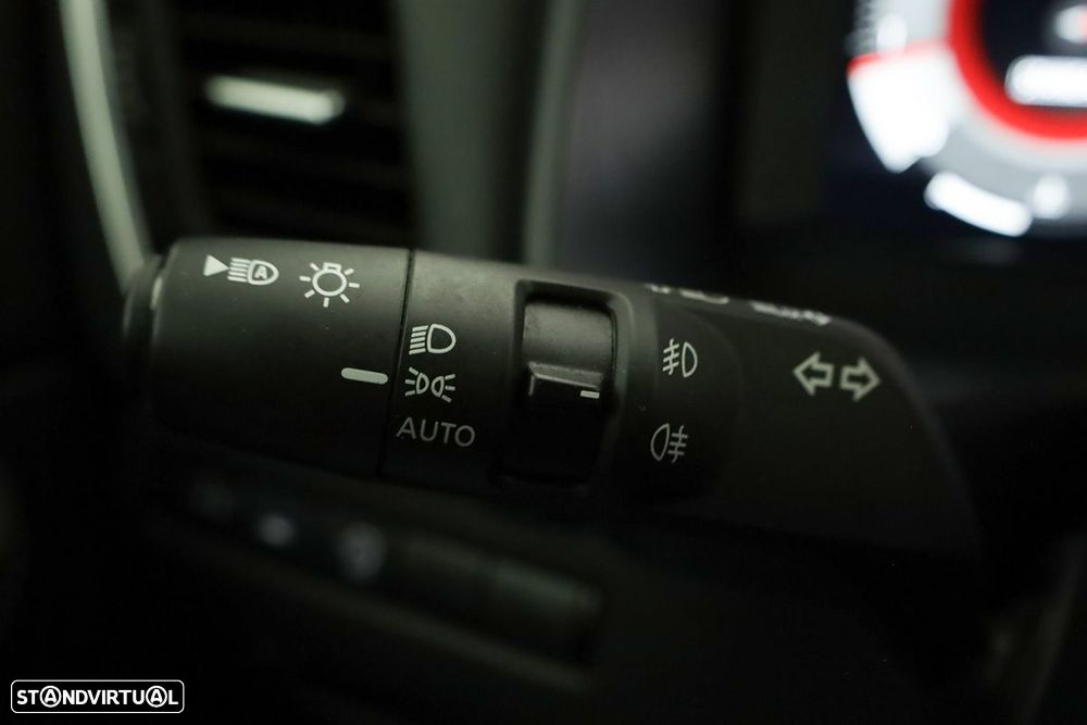 Nissan Qashqai 1.3 DIG-T N-Connecta LED Xtronic - 18