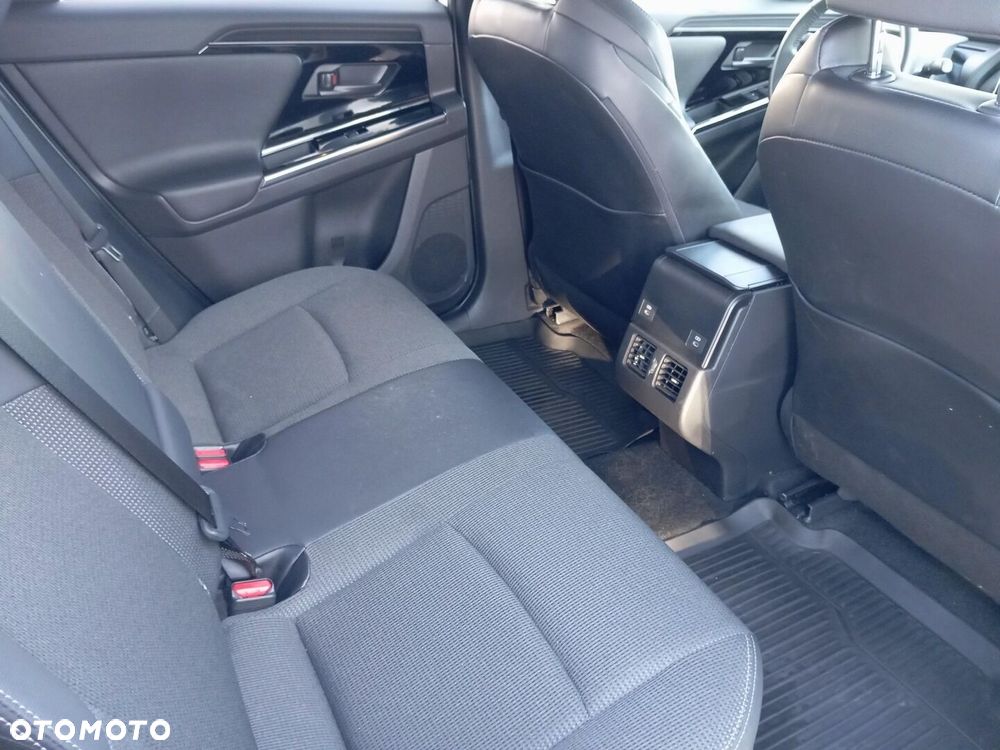 Toyota bZ4X 71.4kWh 4x4 Prestige - 13