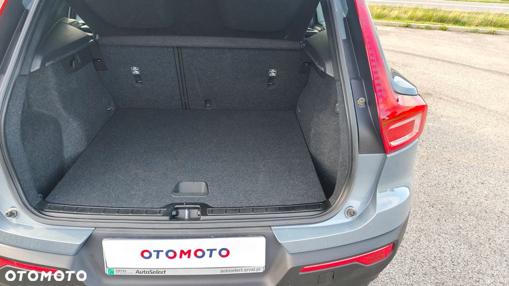 Volvo XC 40 T3 Momentum Core - 11