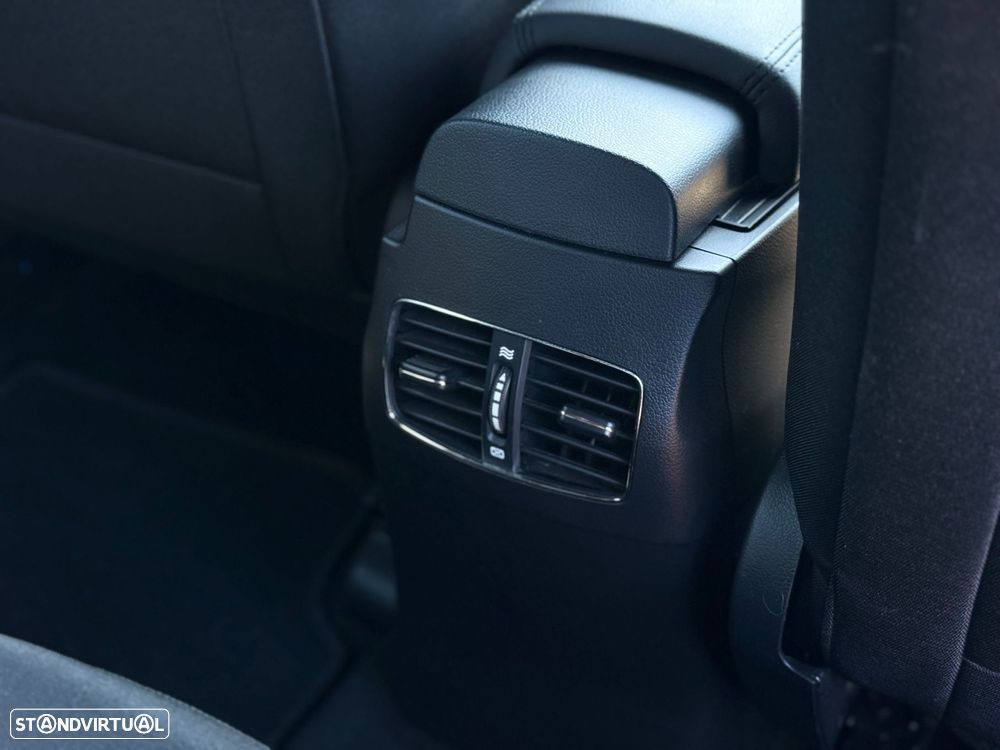 Kia Ceed 1.0 T-GDI GT Line - 36