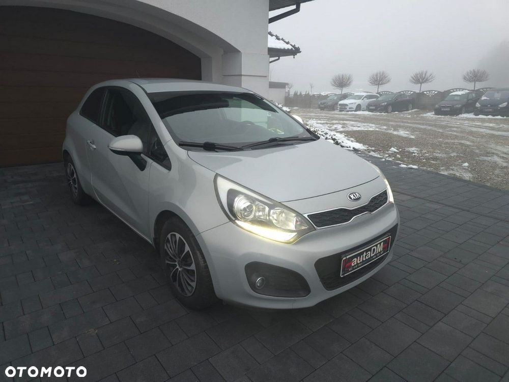 Kia Rio - 3