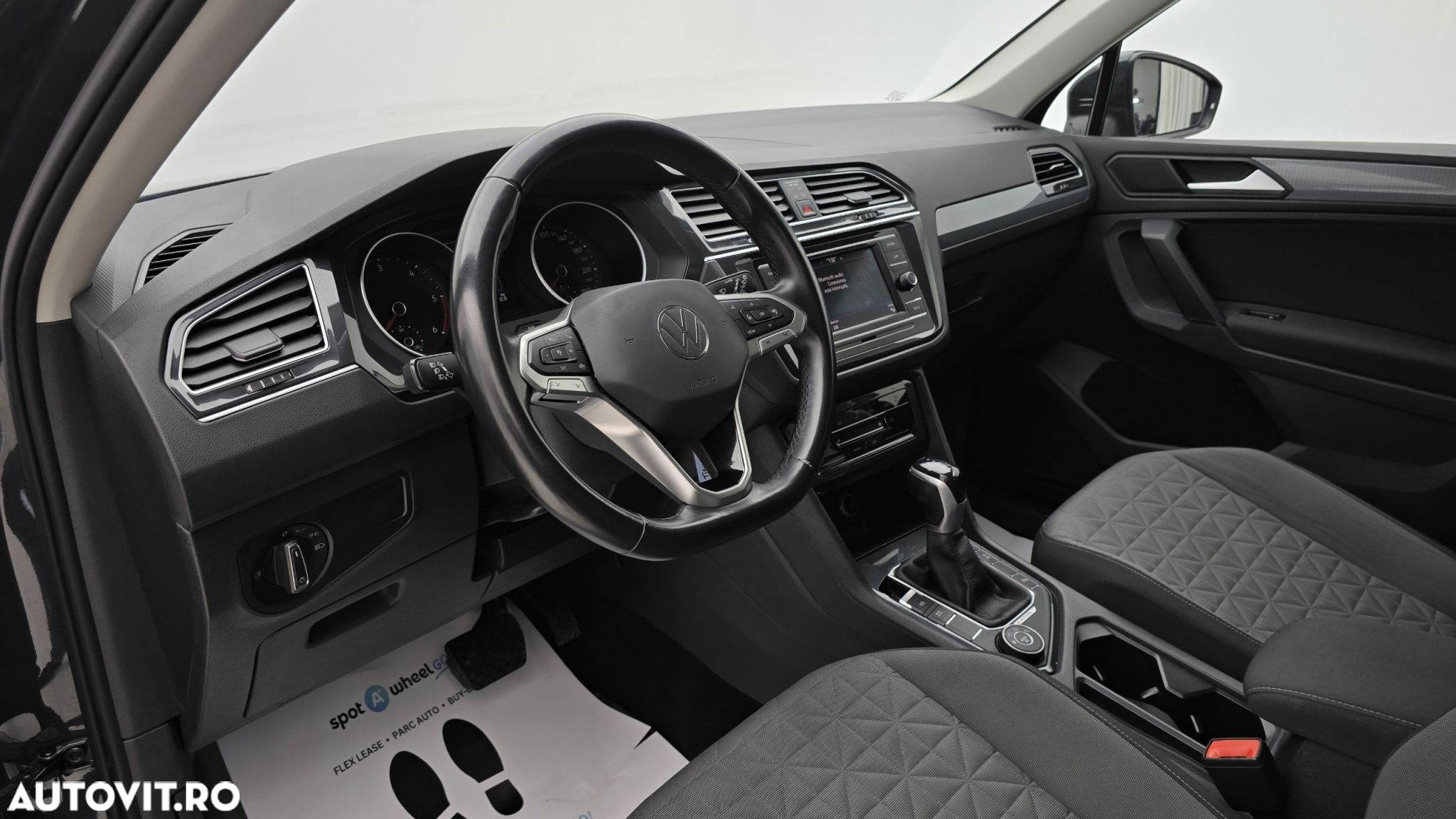 Volkswagen Tiguan 2.0 TDI 4Mot DSG Comfortline - 13