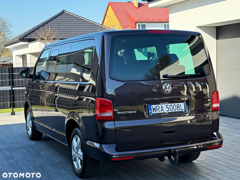 Volkswagen Multivan - 17