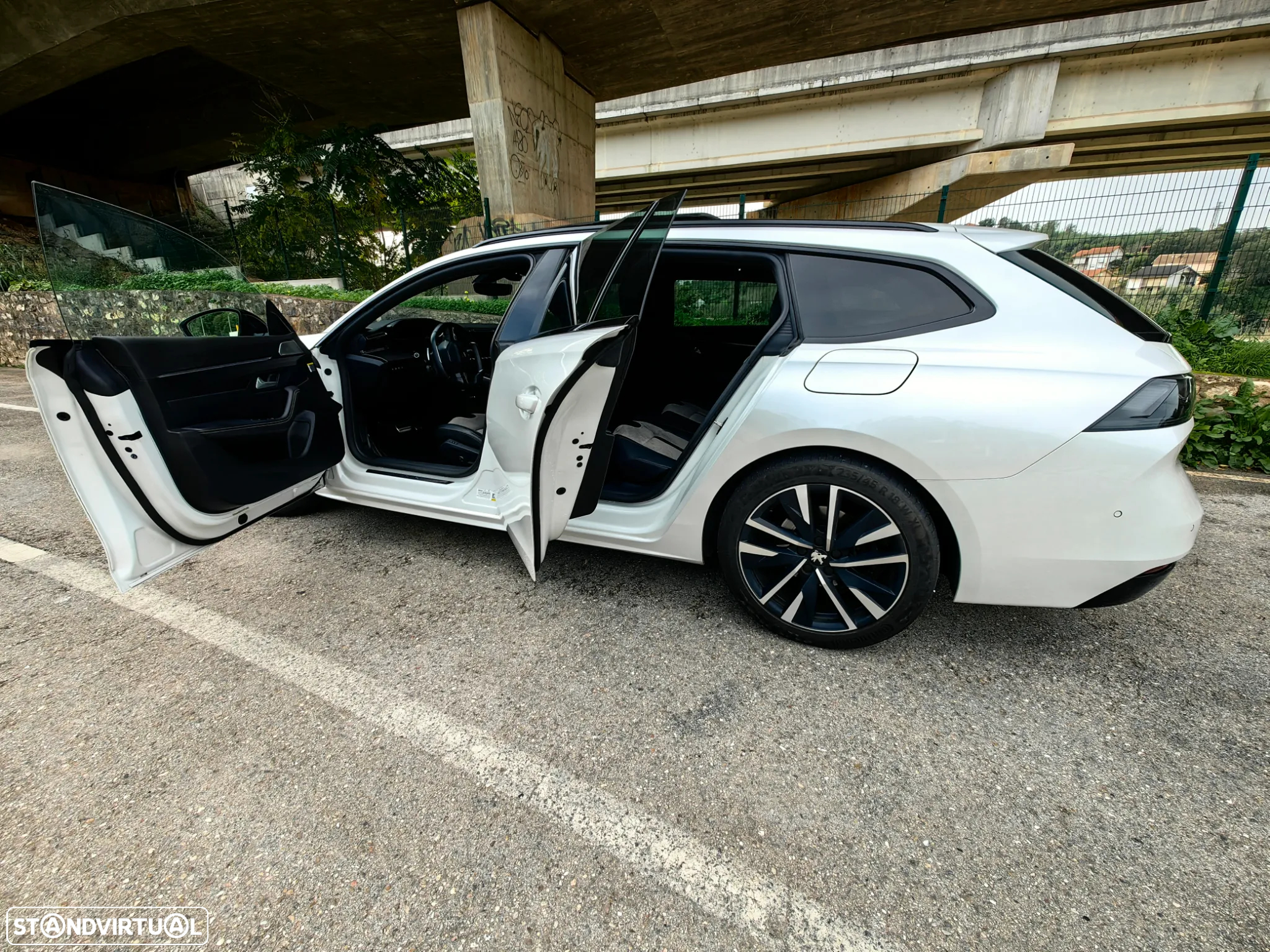 Peugeot 508 SW 1.6 Hybrid GT Pack e-EAT8 - 4