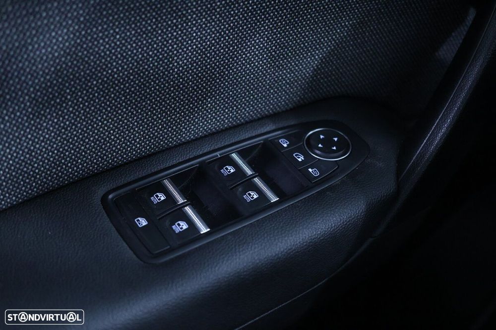 Renault Captur - 26