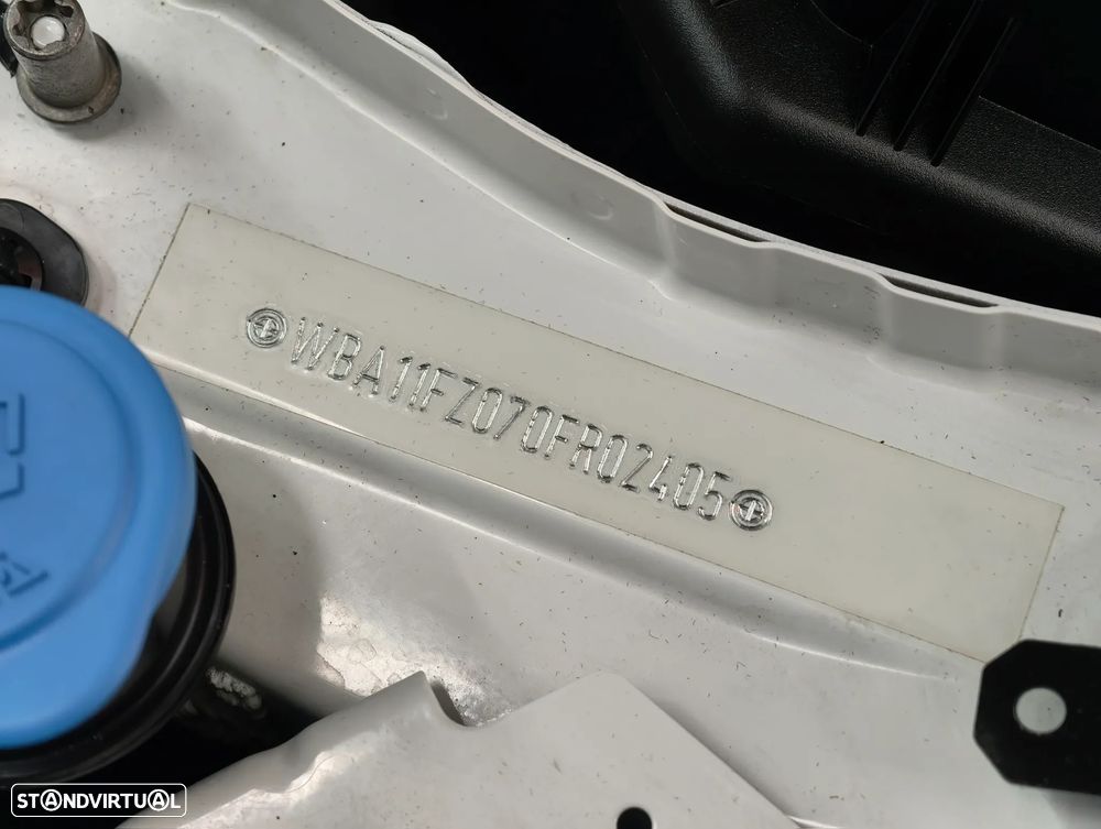 BMW 318 d Aut. M Sport - 13