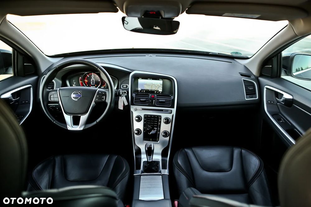 Volvo XC 60 D3 Ocean Race - 21