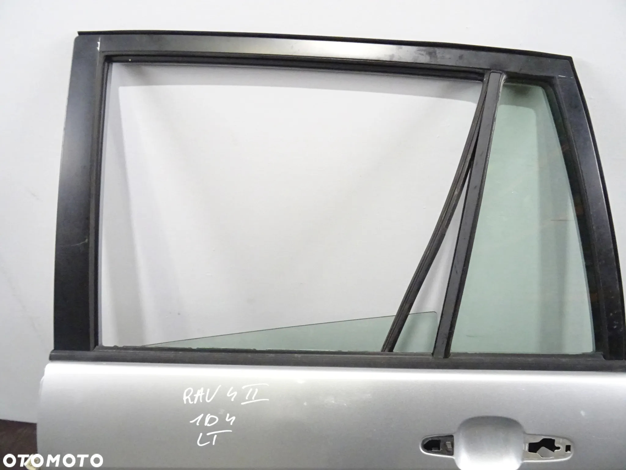 TOYOTA RAV4 II 00-03 2.0 B DRZWI LEWE TYLNE TYŁ 1D4 - 2