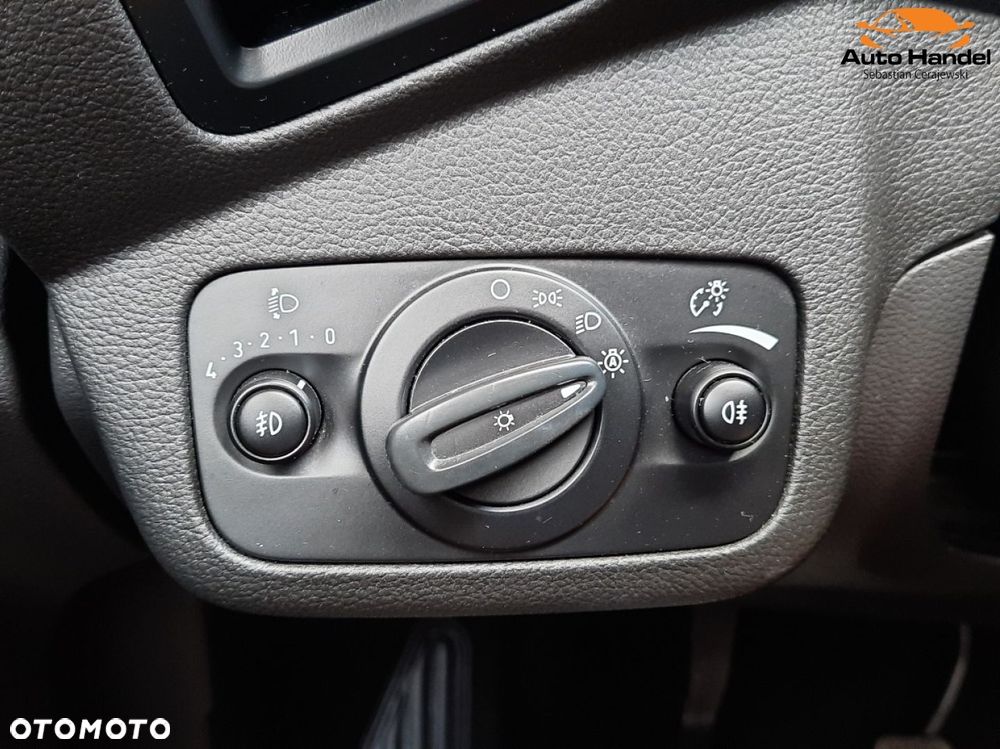 Ford Kuga 1.5 EcoBoost 2x4 Titanium - 18