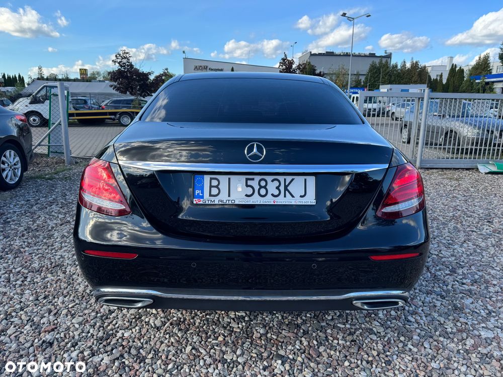 Mercedes-Benz Klasa E 220 d T 9G-TRONIC Avantgarde - 11