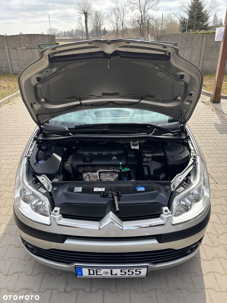 Citroën C4 1.4 16V Style - 24