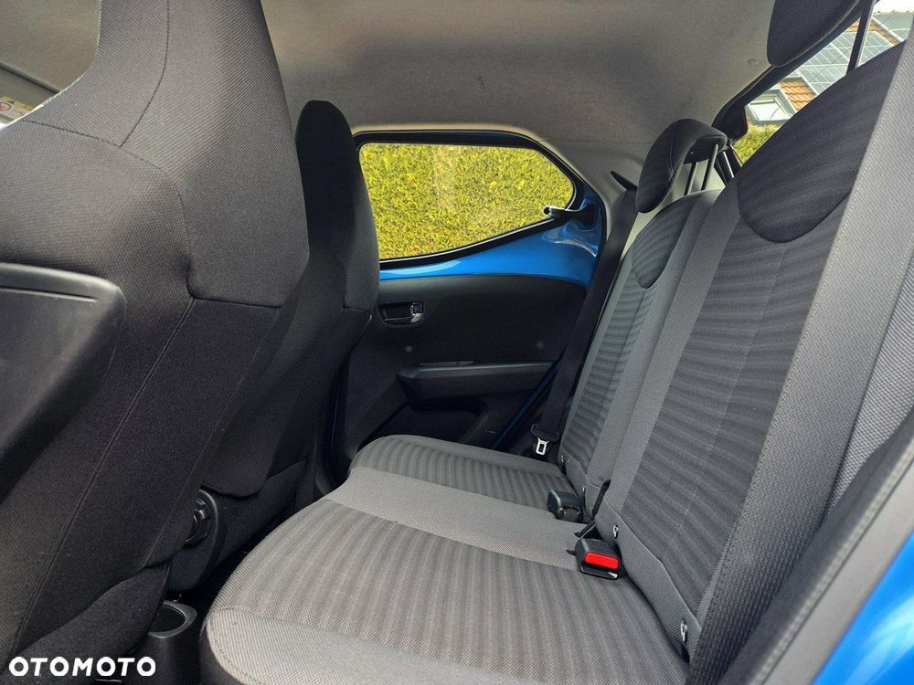 Toyota Aygo 1.0 VVT-i Color Edition - 10