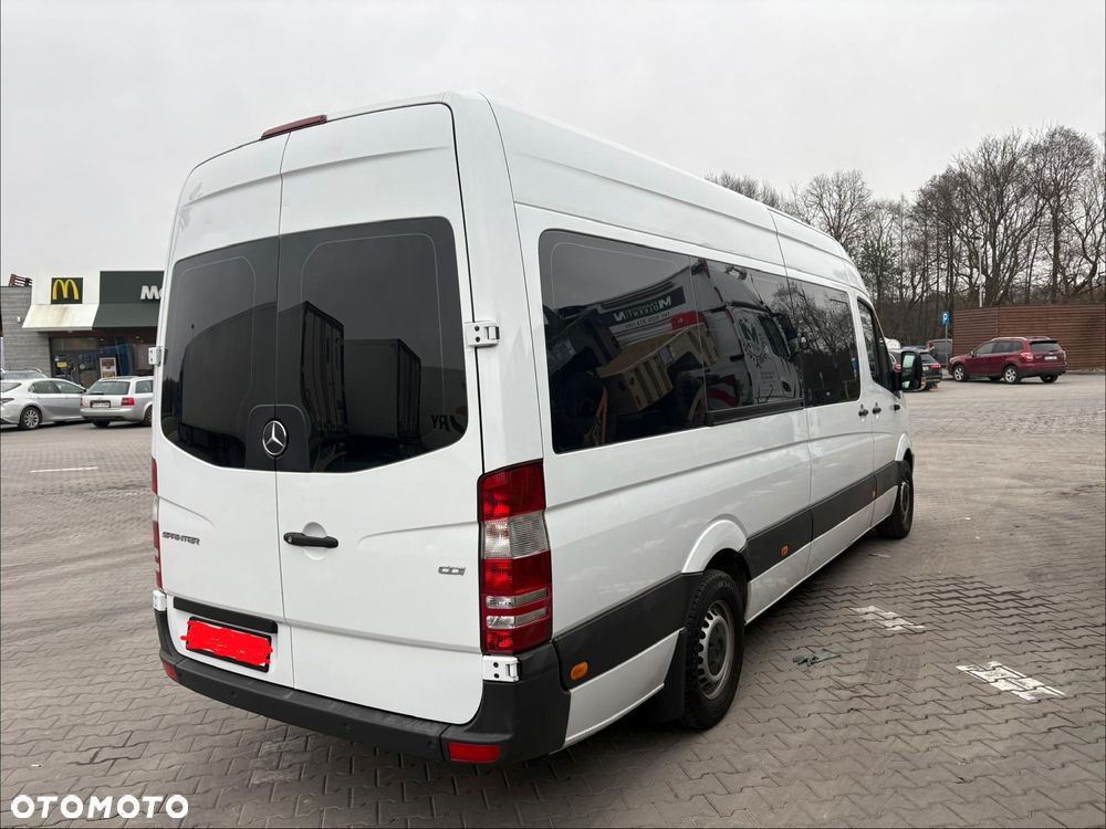 Mercedes-Benz Sprinter - 3
