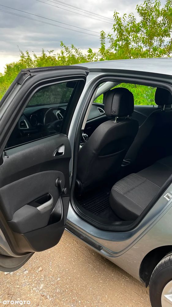 Opel Astra 1.6 - 13