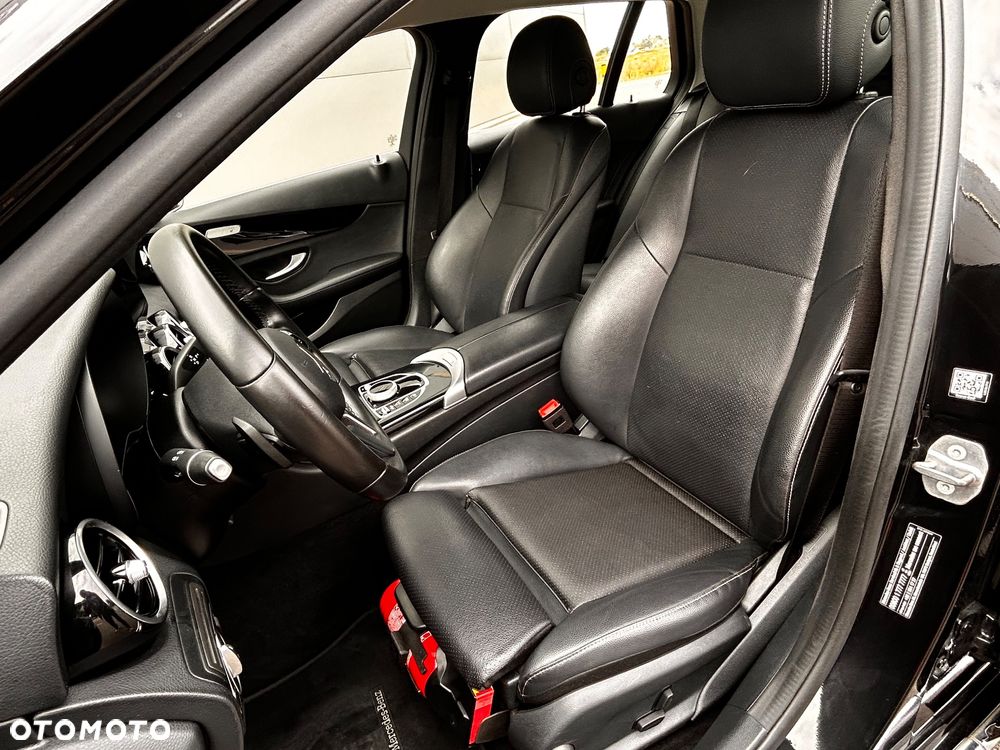 Mercedes-Benz Klasa C 200 d T 9G-TRONIC Exclusive - 25