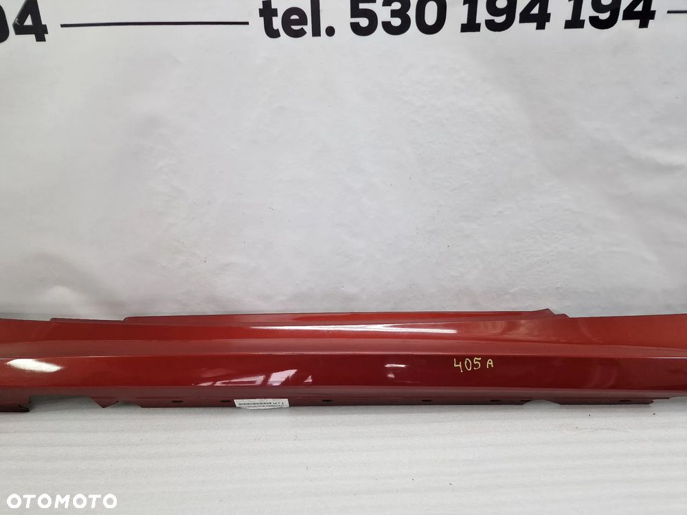 BMW E81 / E82 / E88 06- ŁADNA LEWA / PRAWA LISTWA PROGOWA / NAKŁADKA PROGU , KOLOR SEDONAROT , NR 51777183234 / 7183234 / 5177-7183233 / 7183233 , NR AUKCJI PR405 - 12