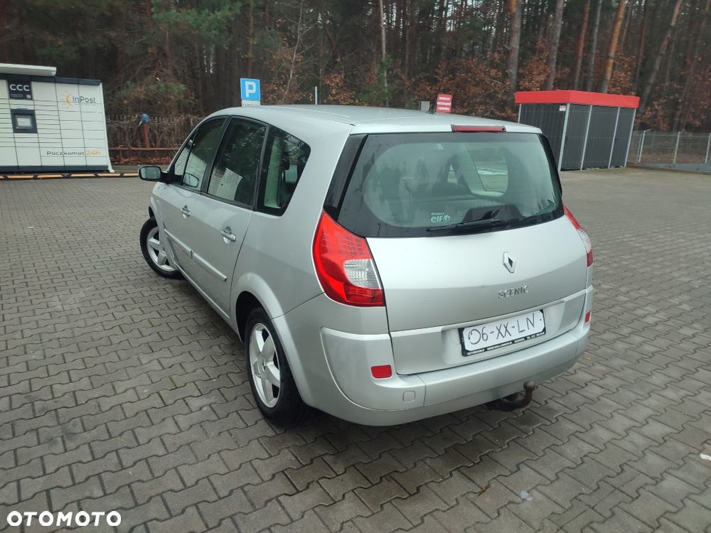 Renault Grand Scenic Gr 2.0 Confort Authentique - 17