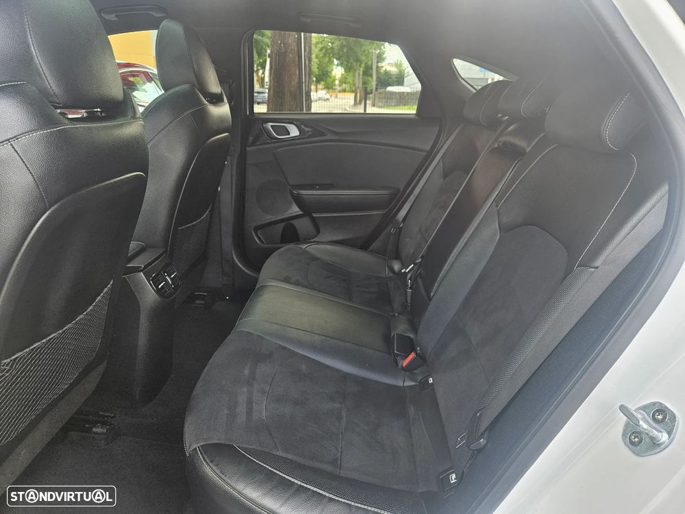 Kia ProCeed 1.0 T-GDI GT Line+SRF - 31